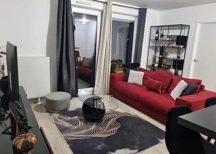 Appartement Cosy Et Equipe